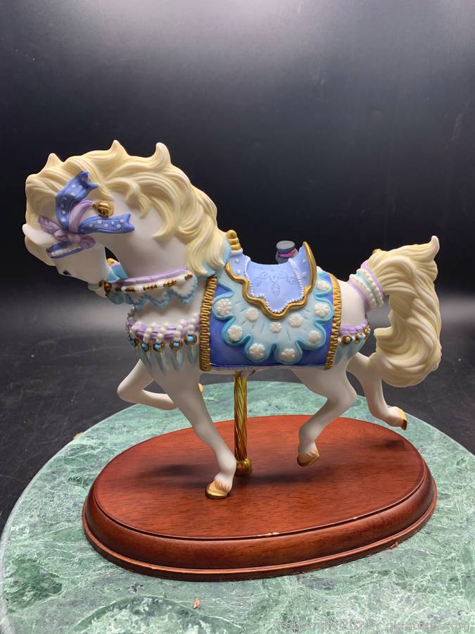 lenox carousel horse figurines