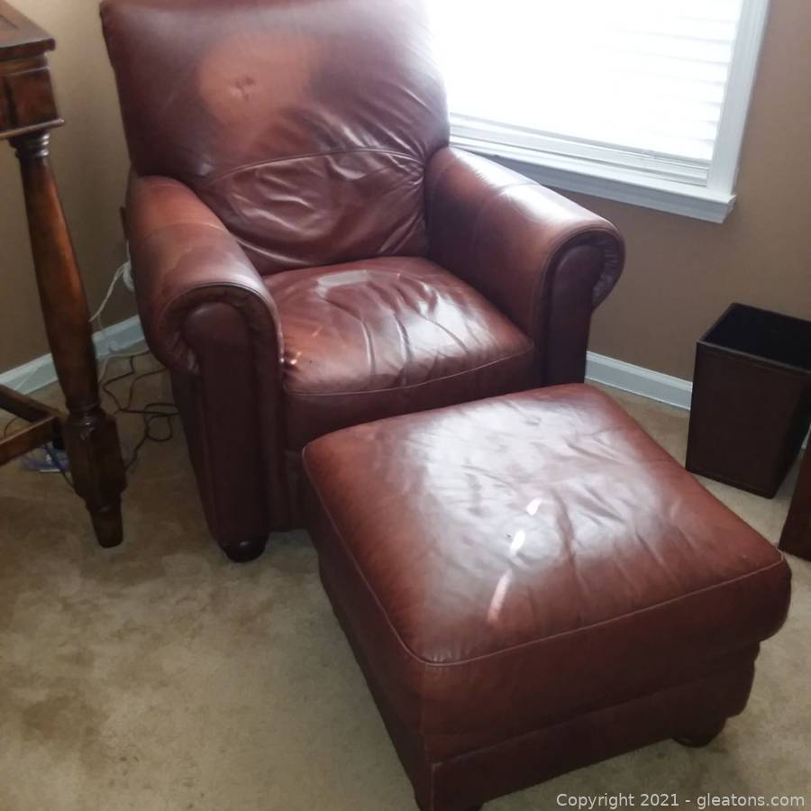 Soft Line S.P.A. Chair and Half Ottoman Auction Gleaton s Metro