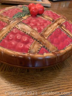 Ceramic Covered Pie Plate “Cherry”