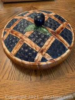 Ceramic Covered Pie Plate “Blueberry” 