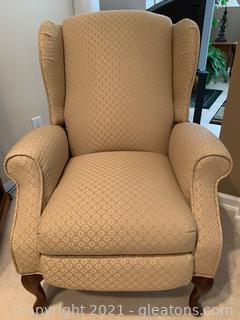 Haverty’s Wingback Recliner Chair