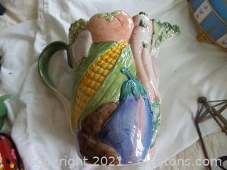 VINTAGE FRITZ AND FLOYD PITCHER 1 1/4QTS 1986