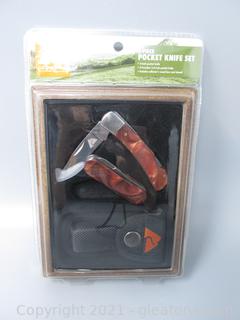 Two Piece Pocket Knife Set – In Wood Box