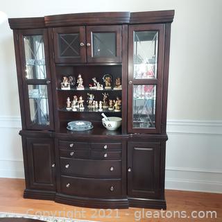 Contemporary Broyhill Affinity Collection China Cabinet and Base (2 Pieces ) Contents not Included
