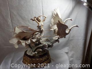 Giuseppe Armani “The Triumph of Venus” Masterworks Collection Statue- Strictly Limited Edition WITH BOX