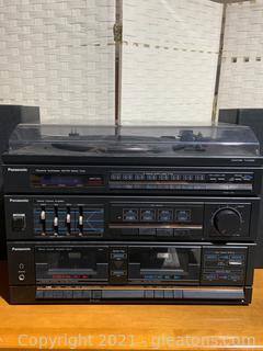 Panasonic Quartz Synthesizer Am/Fm Stereo Tuner and Panasonic Quartz Synthesizer Am/Fm Stereo Tuner and