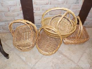 6 Woven Baskets with Handles
