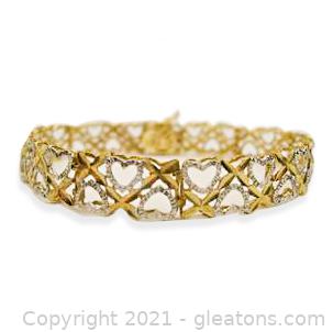 Nice 14kt Gold Heart Bracelet 
