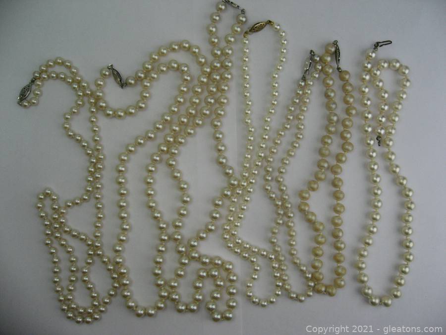 Estate Costume Jewelry Online Auction 