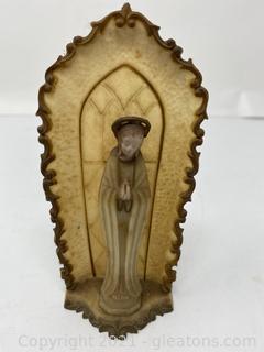 Small Vintage Hartland Molded Mother Mary 