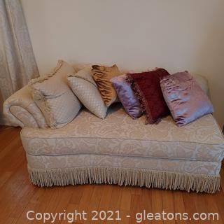 Beautiful Rolled Arm Chaise Lounge (Includes Pillows) 