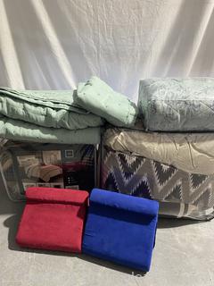 Comforter and Blanket Lot 