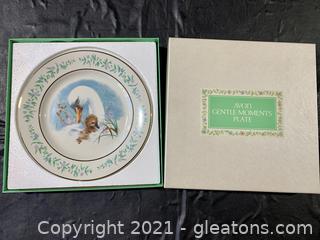 Vintage Avon 1975 Collector Plate Gentle Moments Mother Swan and Baby 