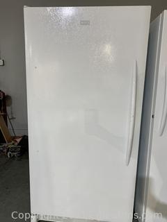 Fridgidaire Refrigerator Freezer in White  