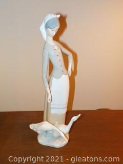 Lladro: Girl with Geese 