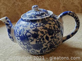 Vintage Williams Sanoma Delft Blue White Leaf Pattern Tea Pot W/Tea Holder