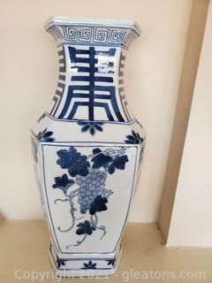 Blue & White Large Lovely Asian Vase Signed 