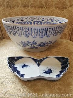 Lovely Hand Painted Large Blue & White Andrea by Sadek Bowl & Butterfly Trinket Dish Signed