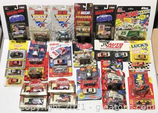 Die-Cast Cars 1:64 Scale (31)