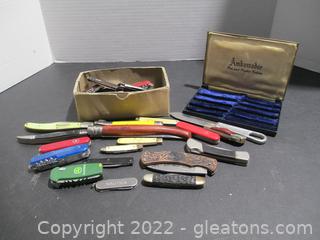 Small Box of Pocket Knives & Case