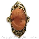 Vintage Cameo Ring in 14kt Yellow Gold 