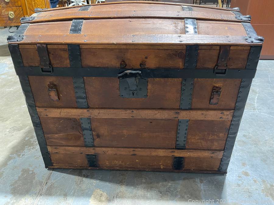 Steam Trunk - French Metro Antiques