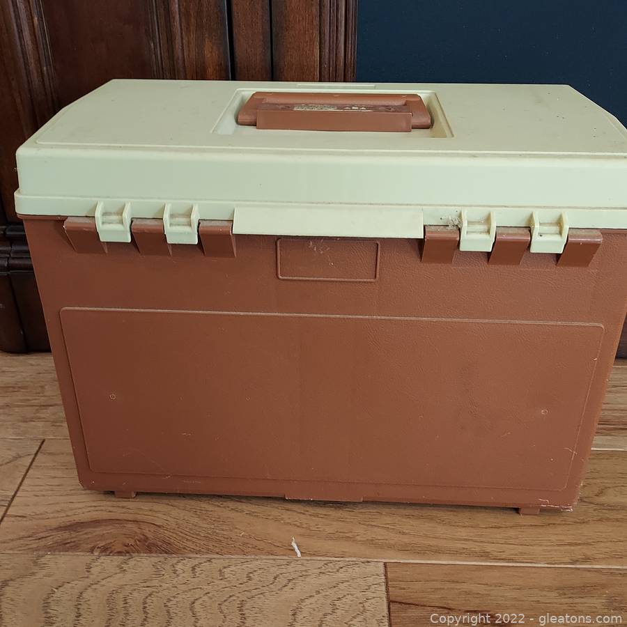 Vintage Plano 157 Tackle Box Auction