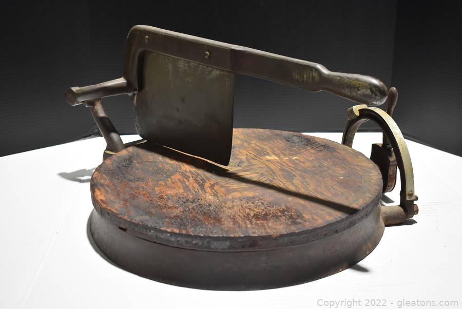 Antique Early 1900's Computing Cheese Cutter Wheel Auction  Gleaton's,  Metro Atlanta Auction Company, Estate Sale & Business Marketplace