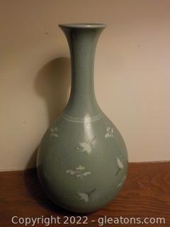 Attractive Goryeo Porcelain Korean Celadon Flying Crane Vase