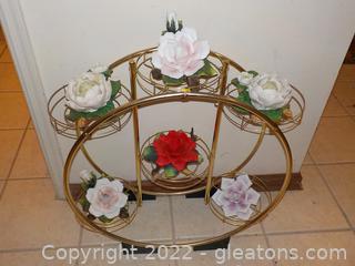 Metal Display Piece (Round) with 6 Rose Figurines (Unnamed)