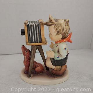 “The Photographer” Hummel Figurine, Hum 178, Original Box, Signed
