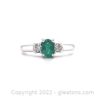 APPRAISED $1300 Emerald and Diamond 10k Ring - Size 6