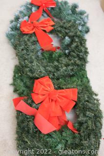 4 Christmas Wreaths & Garland 