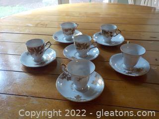 Set of 6 Demitasse Cups and Saucers from Japan with Gilded Floral Motif 