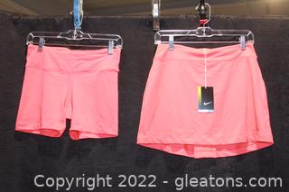 New with Tags Ladies Nike Golf Skirt Set 