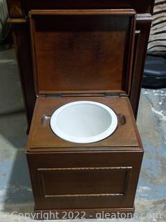 Victorian Mahogany Pot Box and Bedroom Commode (Antique)