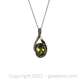 Unique 1.38ct Peridot and Diamond Necklace in 14K Yellow Gold