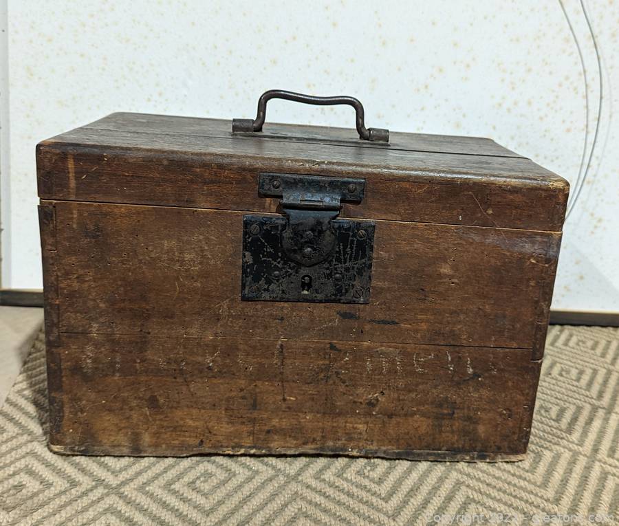 Gleaton's, Metro Atlanta Auction Company, Estate Sale & Business