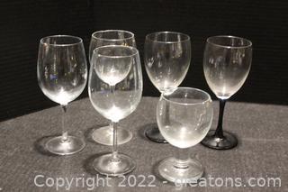 Set of 2 Black Stemmed Wine Glasses Plus 4 Elegant Wine Glasses
