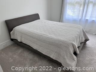 Beautiful Minimalistic Full Size Bed Frame-Mattress & Box Springs