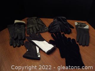 7 Pair of Ladies Gloves in a Storage Box