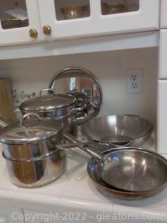 Wolfgang Puck Bistro Cookware (About 9 pieces)