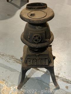 Antique Cast Iron Pot Belly Stove