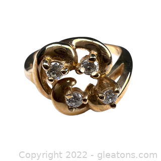 Nice Freeform Swirl Diamond Ring in 14kt Yellow Gold