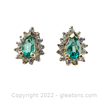 Beautiful Emerald and Diamond Earrings 14kt Yellow Gold
