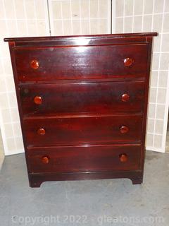 Vintage Chest of Drawers with Dovetail Drawers