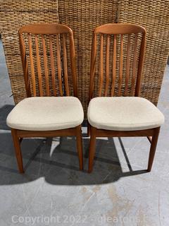 Beautiful Benny Linden Teak Dining Side Chairs (lot of 2)