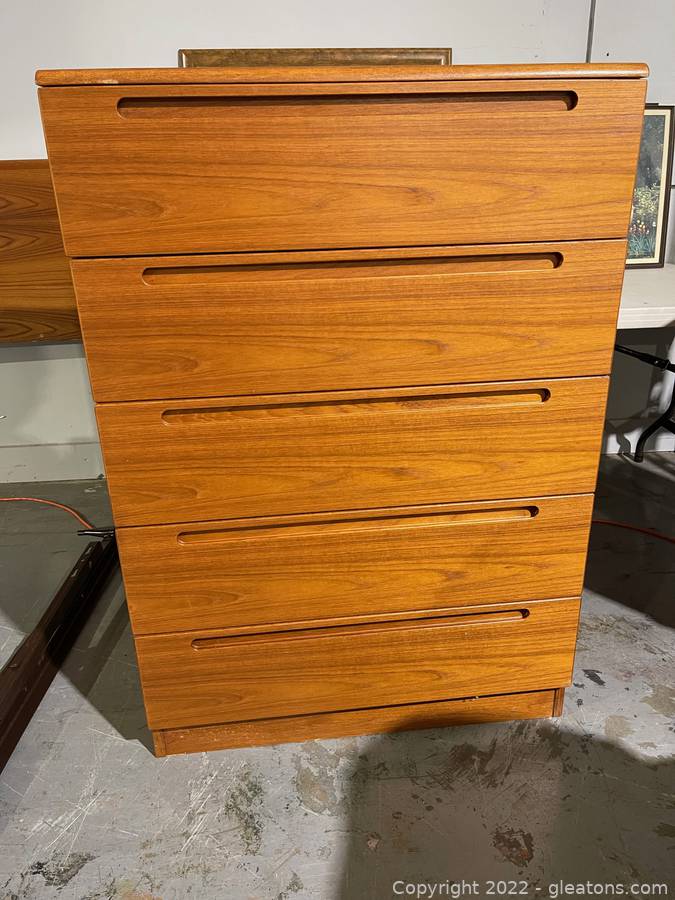 Gleaton's, Metro Atlanta Auction Company, Estate Sale & Business