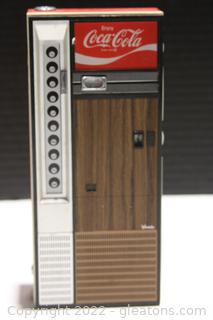 Vintage Coca-Cola Vending Machine Am/Fm Radio
