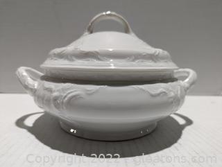 Lovely Rosenthal Sanssovci Weiss Germany Serving Dish W/Lid 